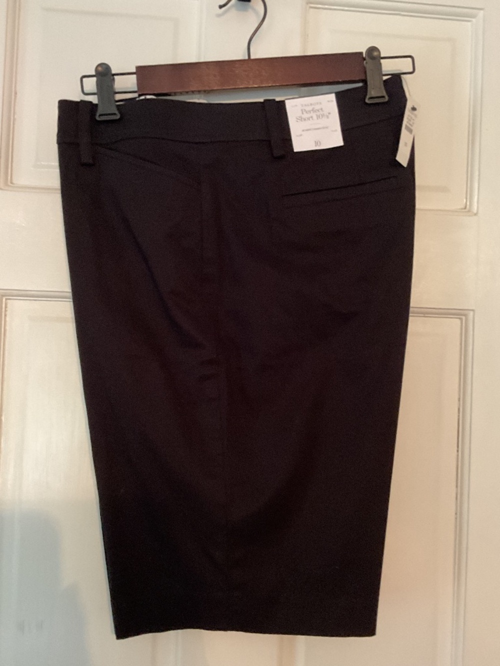 Talbots NWT 60% off! Perfect Short 10 1/2” Length Black Size 10 - Picture 3 of 6